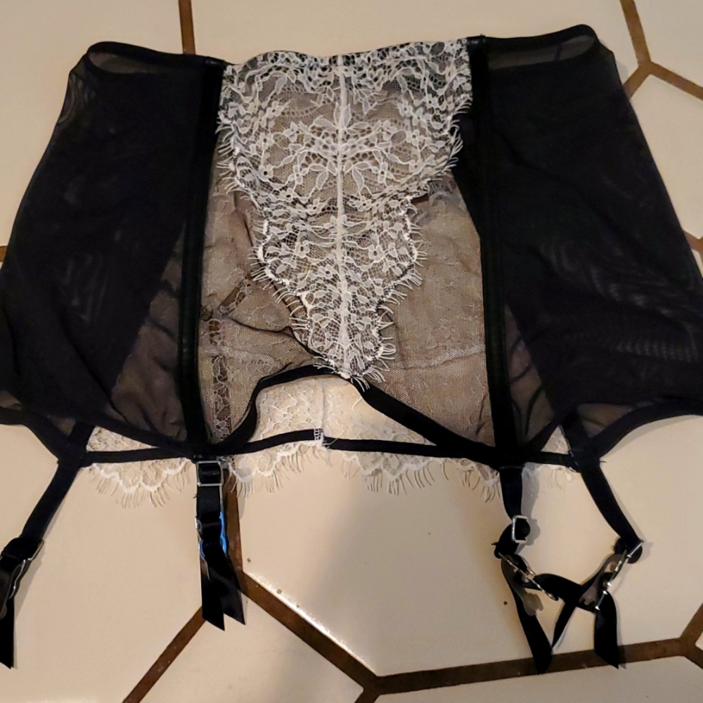 Vintage Victoria's Secret waspie small
